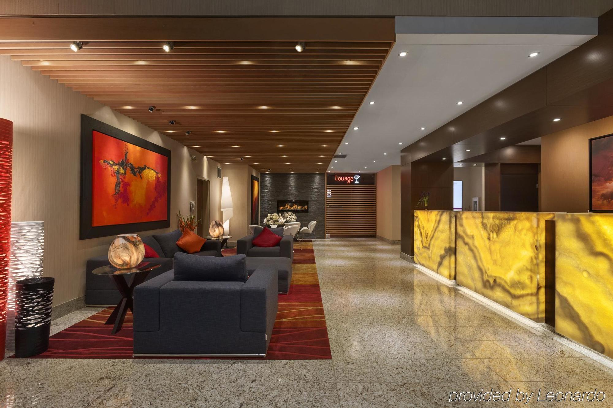 Poco Inn And Suites Hotel And Conference Center พอร์ทคอควิทแลม ภายนอก รูปภาพ