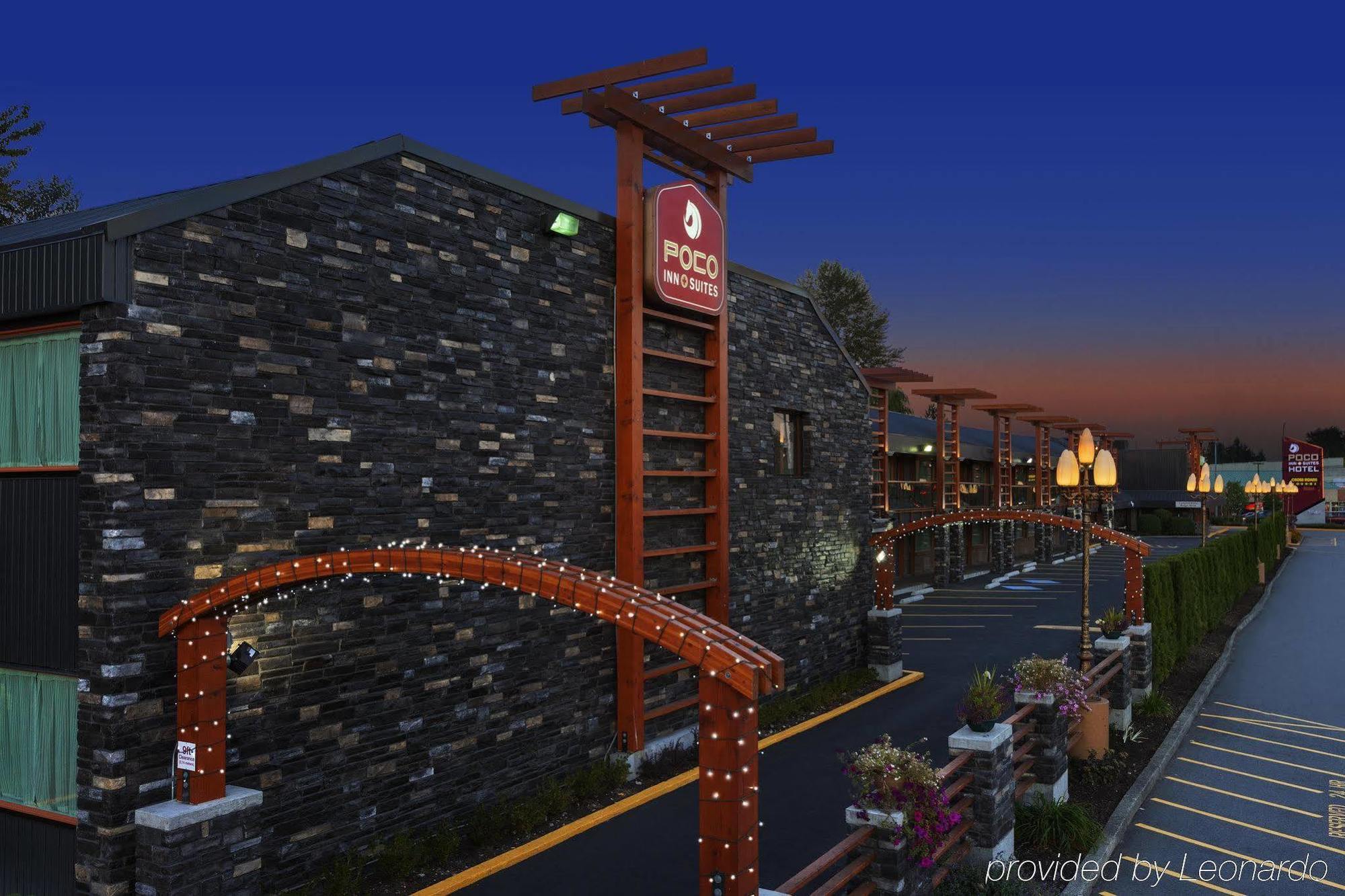 Poco Inn And Suites Hotel And Conference Center พอร์ทคอควิทแลม ภายนอก รูปภาพ